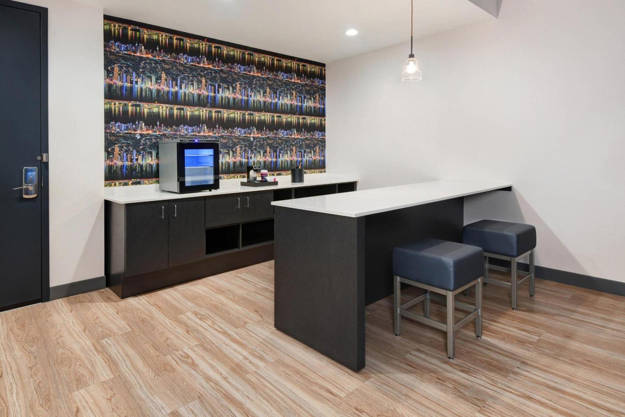 Aloft Cincinnati West Chester Bagian luar foto